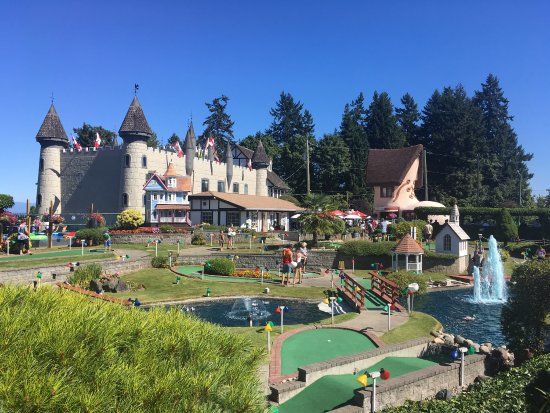 Paradise Mini Golf and Fun Park